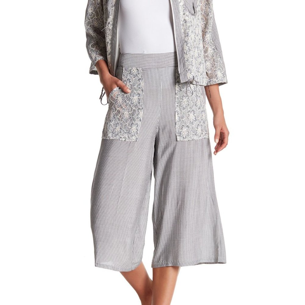 NWT BCBGeneration Lace Pocket Coulette Pants L